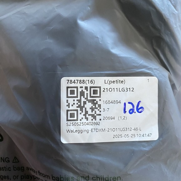 Halara NWT DayStretch High Waisted Crossover Flare Yoga Leggings Black Large - Picture 10 of 10